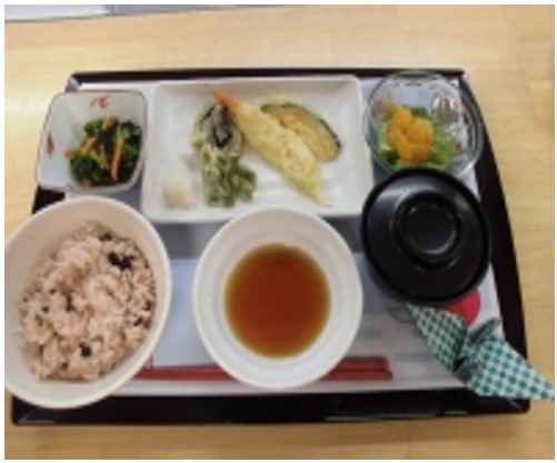 【ココファン武蔵新城】敬老の日のお昼ご飯♪