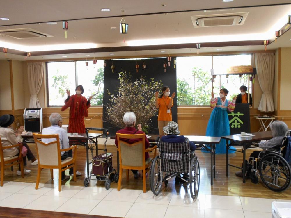 【鶴橋】アジアンカフェ（日本の花見）開催しました！