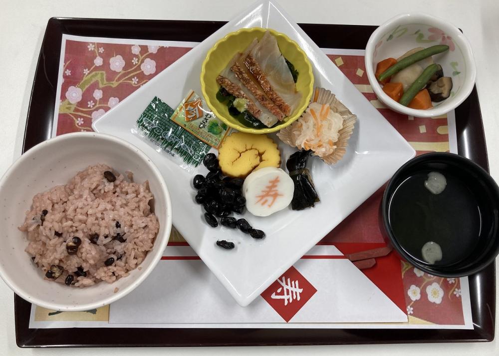 【元橋本】🎍お正月の昼食🎍